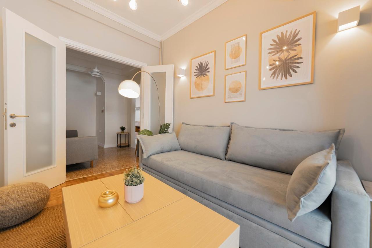 Honeybee Apartment เอเธนส์ ภายนอก รูปภาพ