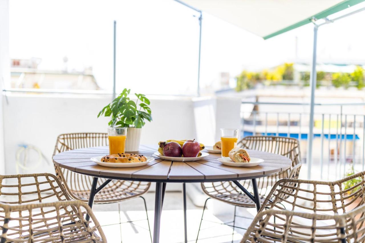Honeybee Apartment เอเธนส์ ภายนอก รูปภาพ