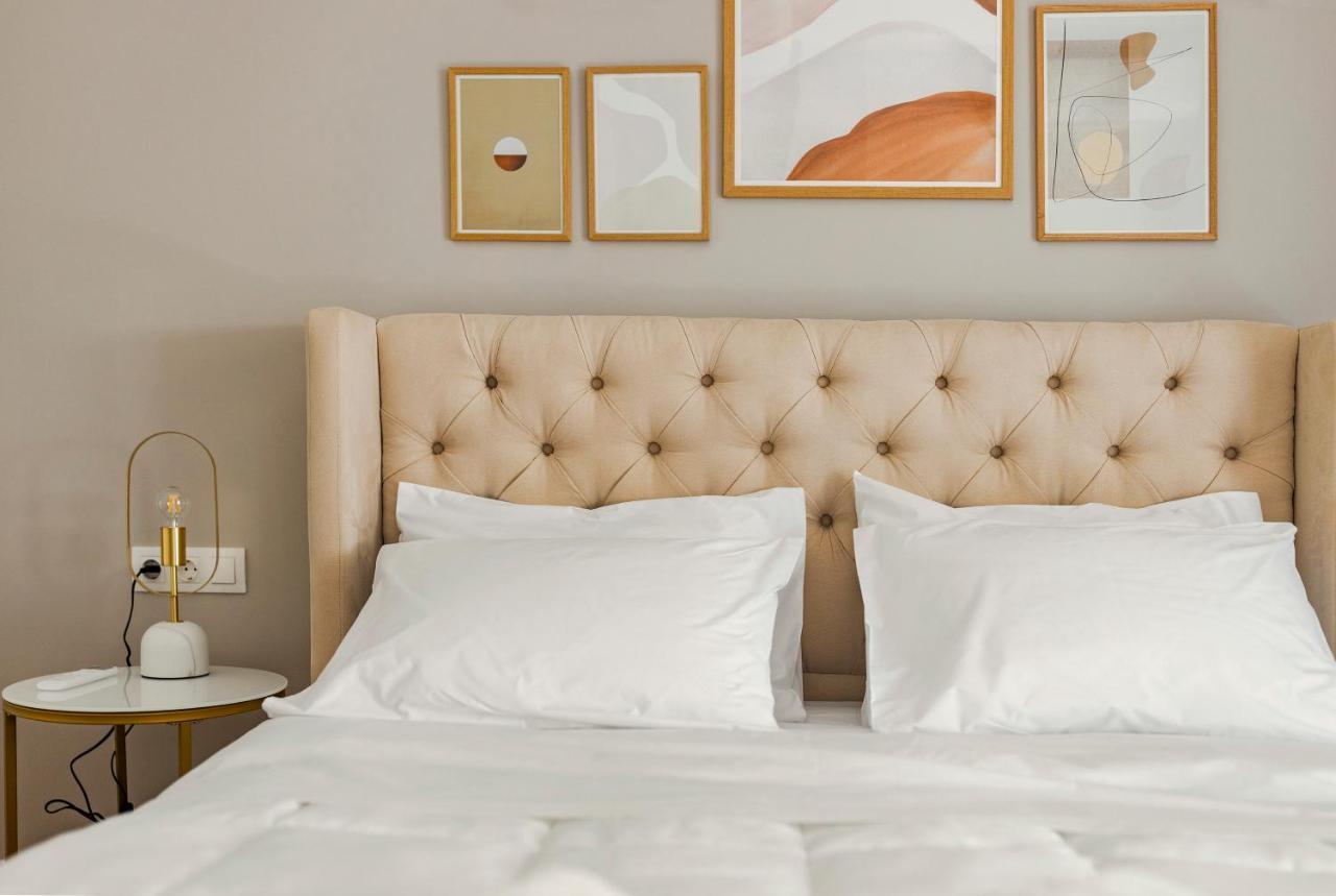 Honeybee Apartment เอเธนส์ ภายนอก รูปภาพ